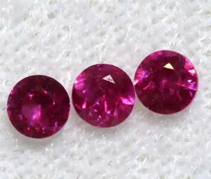 0.42 CTS NATURAL RUBY FACETED STONE PARCEL CG-2719