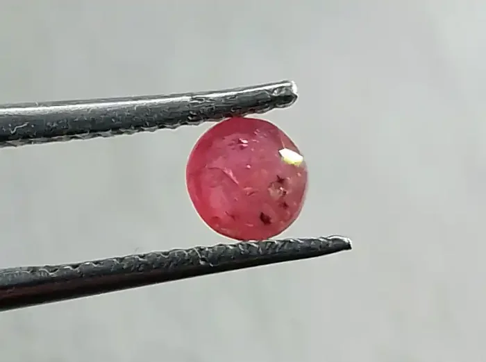 0.43cts Natural Burmese Ruby , Untreated Gemstone