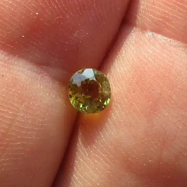 0.76cts Natural Australian Yellow Sapphire Round Cut