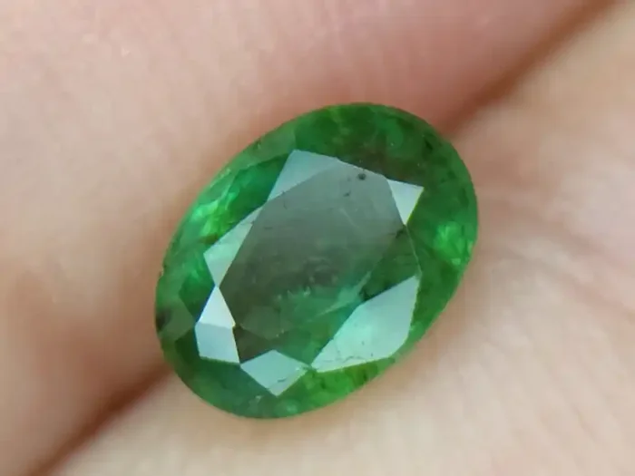 0.88CT NATURAL EMERALD GEMSTONES IGCZM144