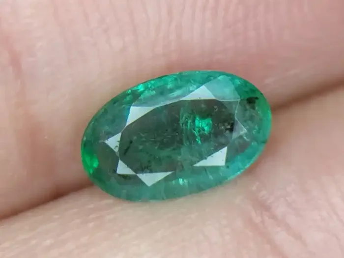 0.91CT NATURAL EMERALD GEMSTONES IGCZM106