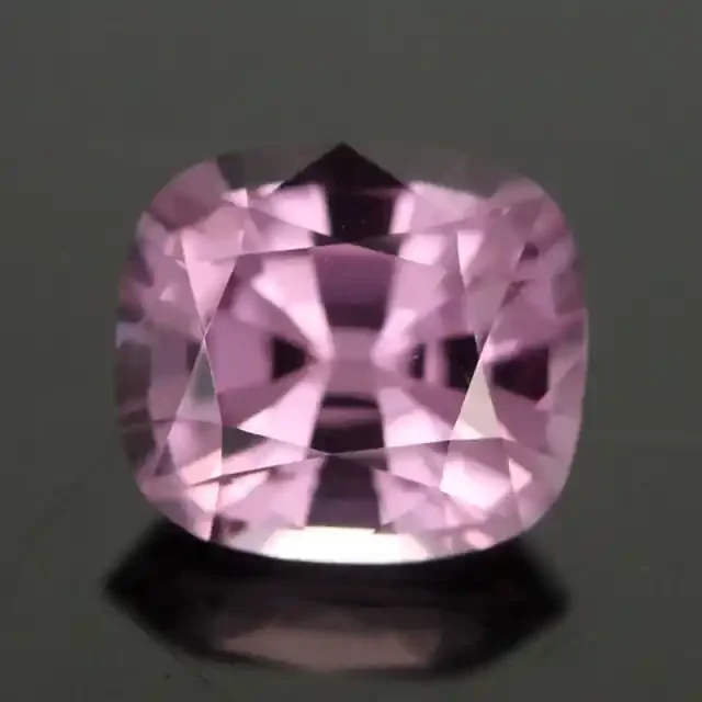 1.00cts Firey Pink Spinel