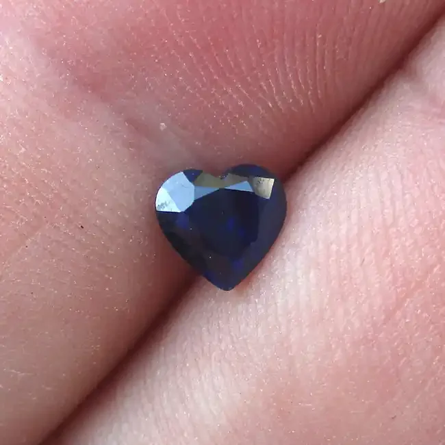 1.01cts Natural Australian Blue Sapphire Heart Cut