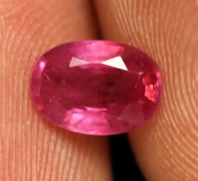 1.09 CTS BRIGHT AFRICAN RUBY – TOP GRADE STONE (RUB70)