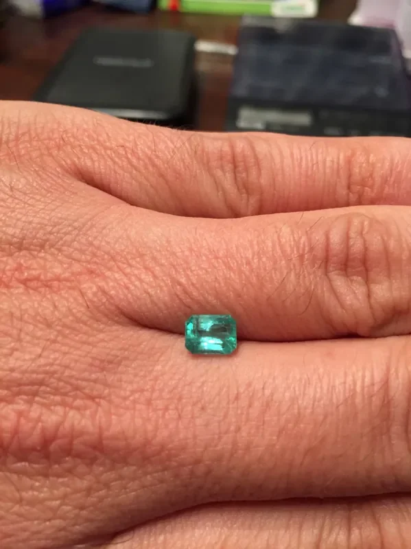 1,09ct Colombian Natural Emerald Ref 39/43 Colombian Emerald natural emera
