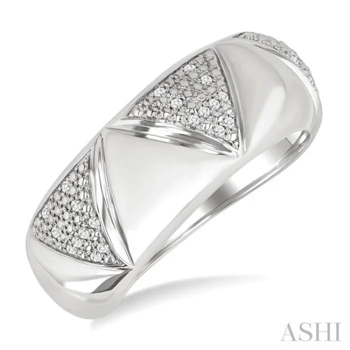 1/10 Ctw Bold Straight and Inverted Chevron Round Cut Diamond Wide Fashion Band in Sterling Silver