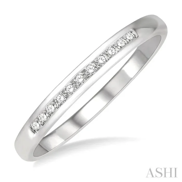 1/10 Ctw Channel Set 11 Stone Round Cut Diamond Wedding Band in 14K White Gold