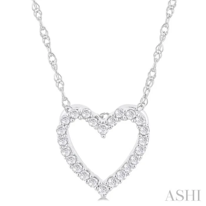 1/10 Ctw Heart Shape Round Cut Diamond Pendant With Chain in 10K White Gold