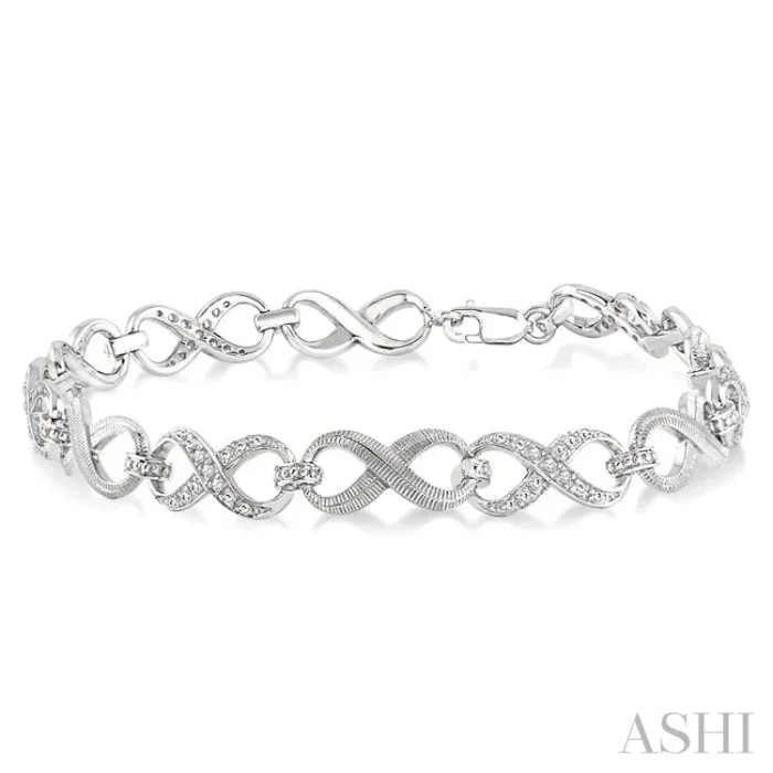 1/10 Ctw Round Cut Diamond Swirl bracelet in Sterling Silver