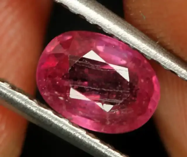 1.16 CTS BRIGHT AFRICAN RUBY – TOP GRADE STONE (RUB72)