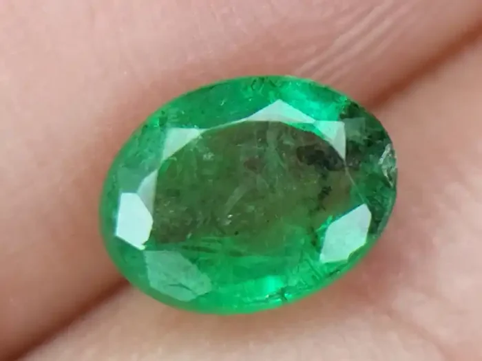1.19CT NATURAL EMERALD GEMSTONES IGCZM136