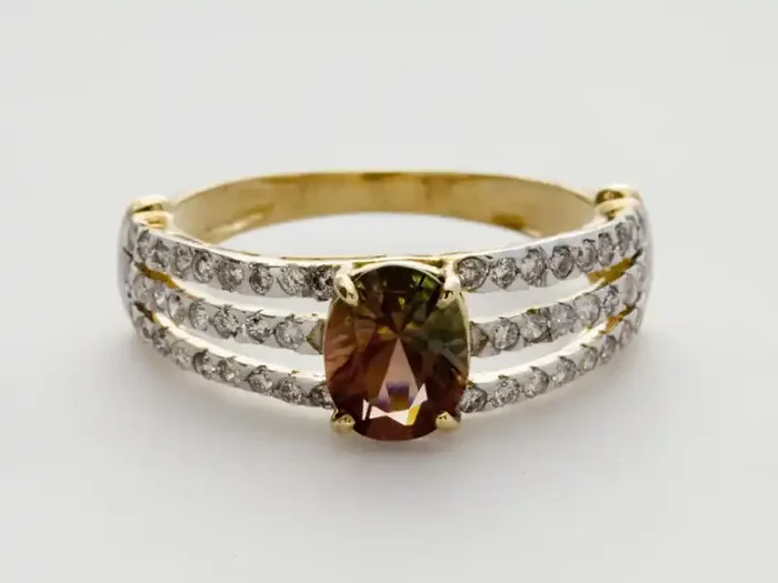 1.1ct Red Sunstone Gold Ring with Diamonds (S1860R)