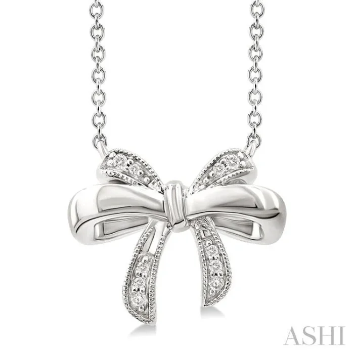 1/20 Ctw Bow Single Cut Diamond Fashion Pendant With Chain in Sterling Silver
