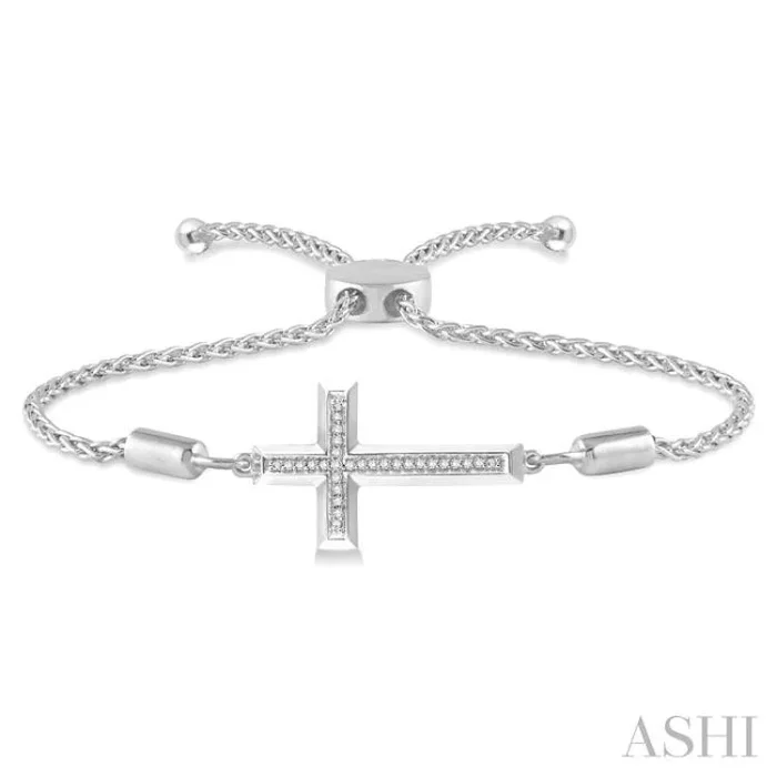 1/20 Ctw Cross Charm Round Cut Diamond Sterling Silver Lariat Bracelet