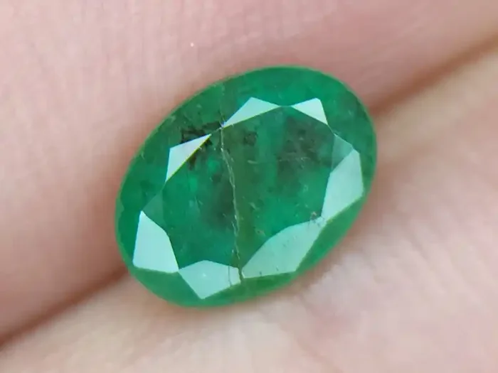 1.21CT NATURAL EMERALD GEMSTONES IGCZM151