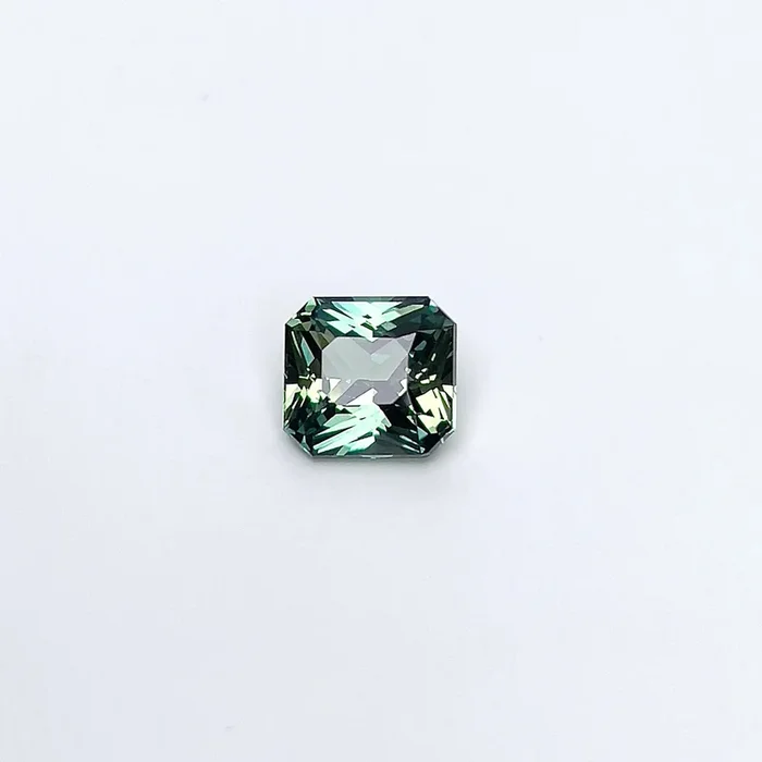 1.25 ct Parti Sapphire 5.80 x 6.00 x 3.90mm