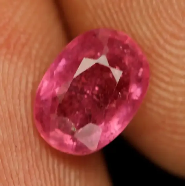 1.30 CTS BRIGHT AFRICAN RUBY – TOP GRADE STONE (RUB73)
