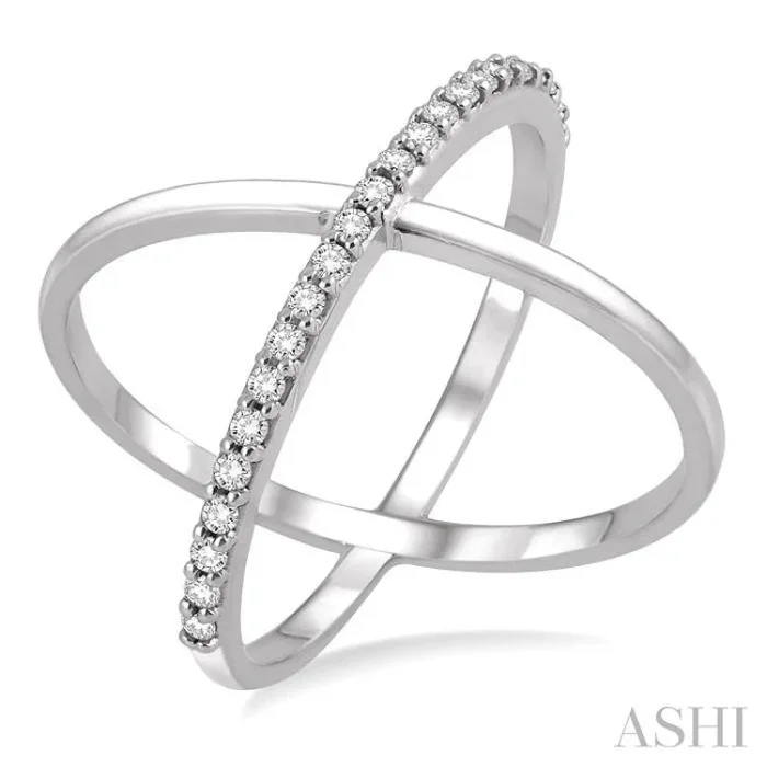 1/4 ctw Round Cut Diamond ‘X’ Ring in 14K White Gold