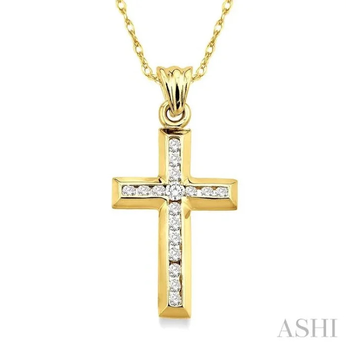 1/4 Ctw Round Cut Diamond Cross Pendant in 10K Yellow Gold with Chain