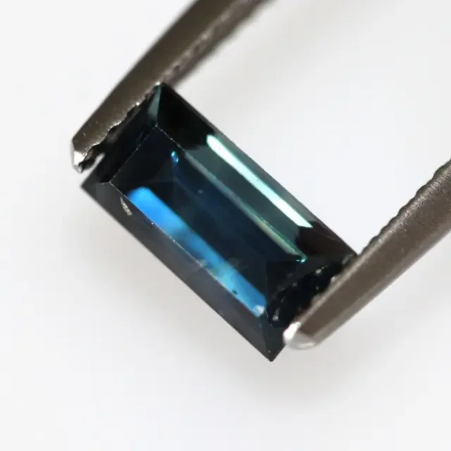 1.40cts Natural Australian Sapphire Baguette Cut