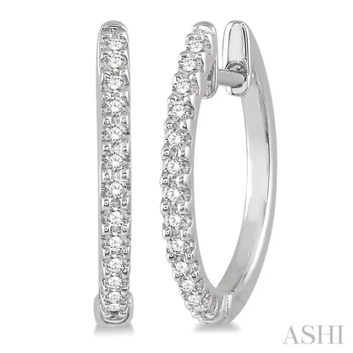 1/5 Ctw Round Cut Diamond Hoop Earrings in 10K White Gold