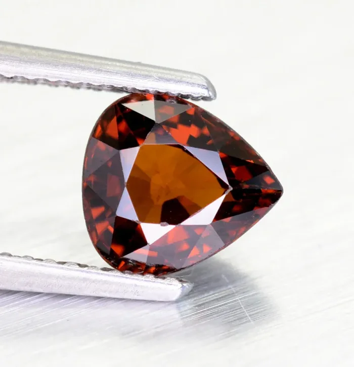 1.50 Cts Mali Garnet Gemstone