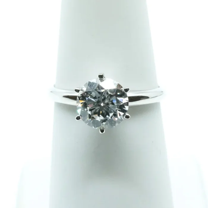 1.50ct VS2 F Lab Grown Round Solitaire Ring