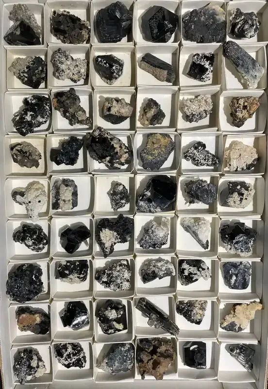 1.6kg Black Tourmaline 54 pcs from Erongo Mountain, Erongo Region, Namibia