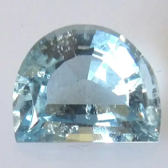 1.90cts Natural Aquamarine Half Moon Cut
