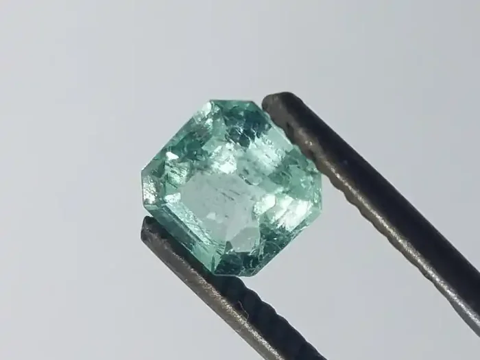 1 CT Panjshir Afghanistan Emerald Cut