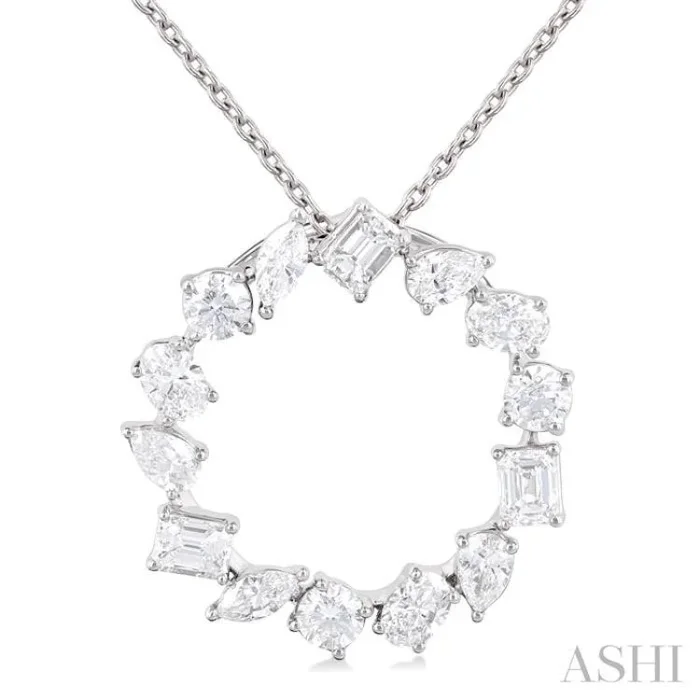 1 Ctw Circle Multi-Cut Diamond Fashion Pendant With Chain in 14K White Gold