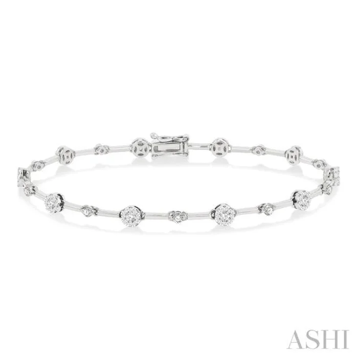 1 Ctw Lovebright Round Cut Diamond Bar Bracelet in 14K White Gold