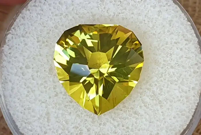 10,15ct Lemon Quartz – Master cut!