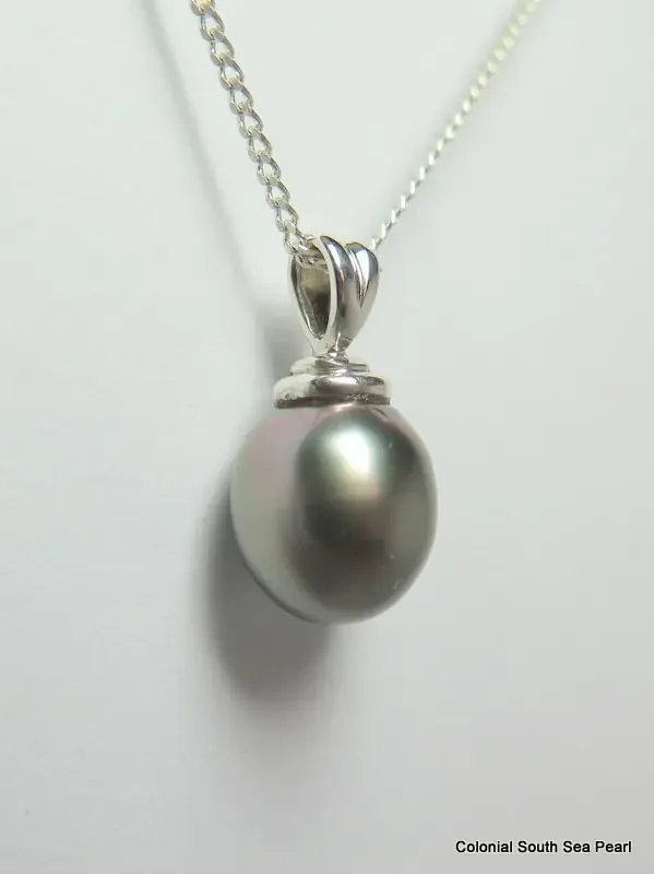 10.5mm – Tahitian Black Pearl Silver Pendant