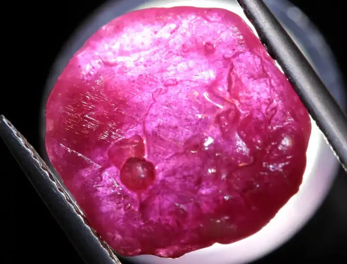 10.70 CTS AFRICAN RUBY ROUGH RG-5443