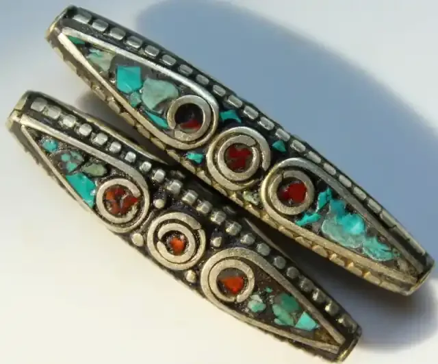 108 CTS 2 PCS ANCIENT TIBETAN NAPAL UNIQUE BEAD HAND MADE P628