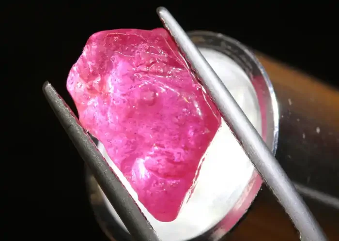 11.45 CTS AFRICAN RUBY ROUGH RG-5402