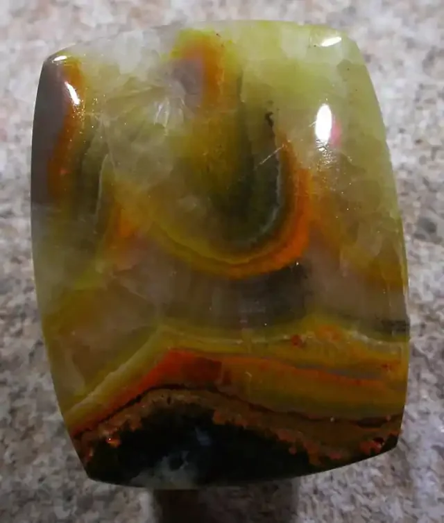 11.8 CTS A GRADE NATURAL BUMBLE BEE JASPER [ST9751]