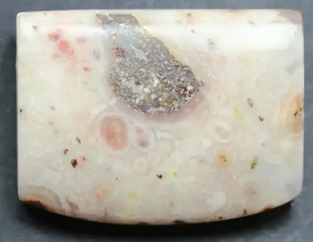 111.35 CTS – FISH EYE AGATE FLOATING ORBS DRILLED BEAD