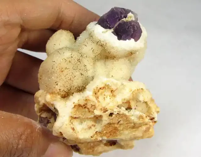 122 GRAMS NATURAL FLUORITE SPECIMEN MYGS 271