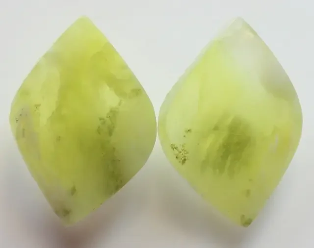 13.30 CTS AUSTRALIAN PREHNITE MATCHING PAIR OF STONE