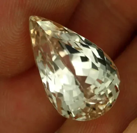 13.67 CTS CERTIFIED VS TRIPHANE FROM AFGANISTAN [SPT4]
