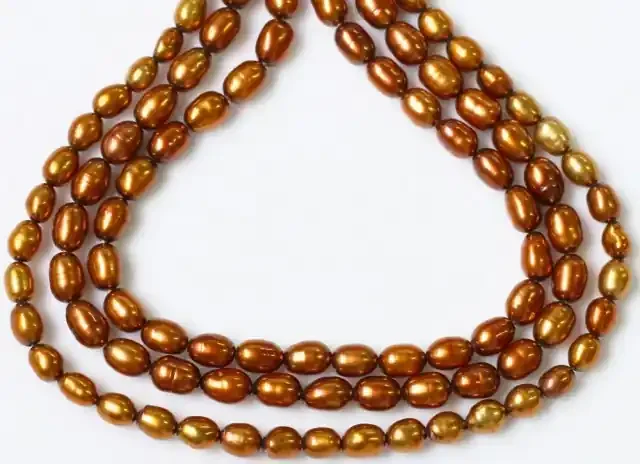 146.00 cts Three Gold Tip Drill Pearl strands GOGO 1205