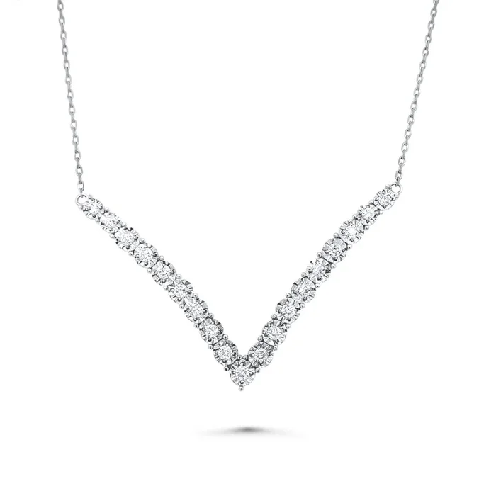 14K WHITE GOLD .60 CTW DIAMOND V BAR CHEVRON NECKLACE