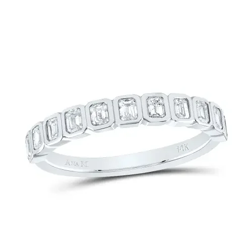 14K White Gold Emerald Cut Diamond Octagon Anniversary Wedding Band Ring 5/8 CT.
