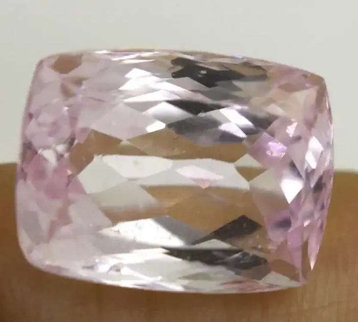 15.55CTS PINK KUNZITE UNTREATED TBM-1478