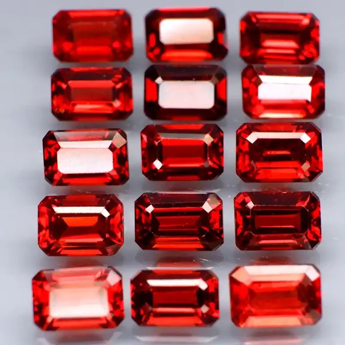 15Pcs/ 12.23 Ct. / 6×4 mm. Outstanding! Natural Red Garnet Africa