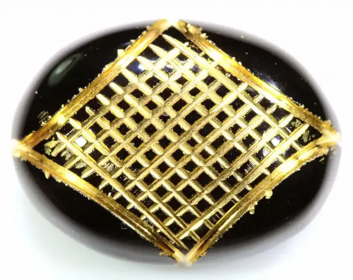 16.40 CTS- BLACK ONYX 24K GOLD ENGRAVED LG-622