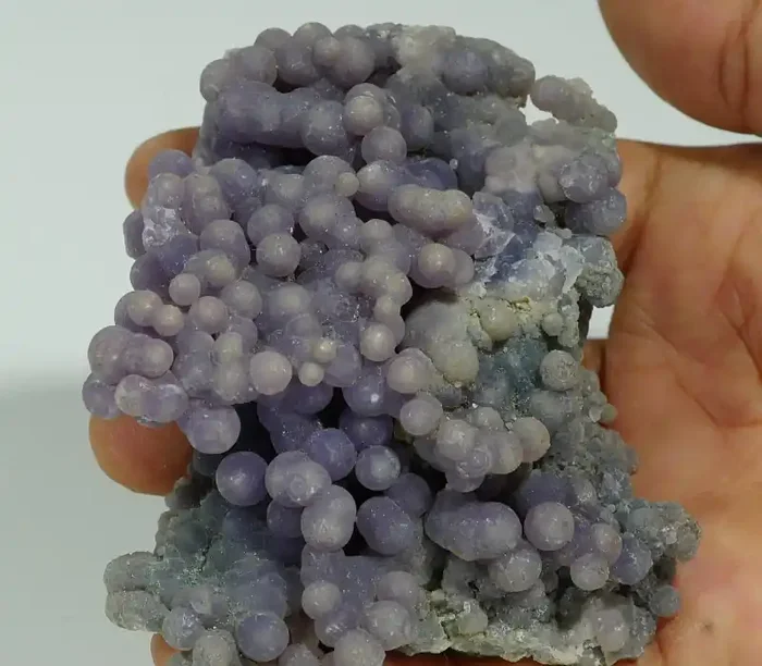 168 GRAM NATURAL INDONESIAN GRAPE CHALCEDONY SPECIMEN -E39-