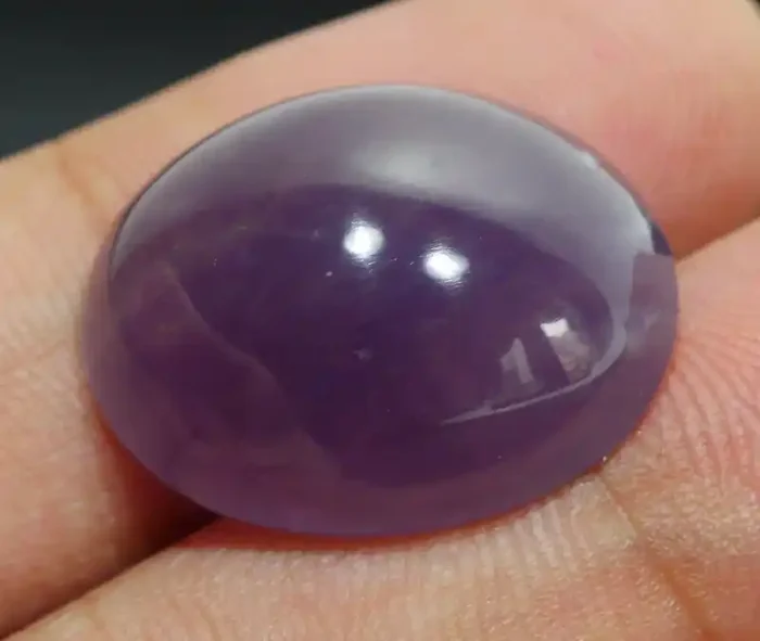 17.20 CRT NATURAL INDONEISAN PURPLE CHALCEDONY AA GRADE-H21-